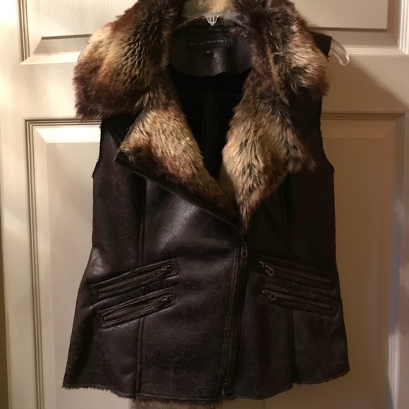 Faux leather and fur vest - Picture 2 of 8